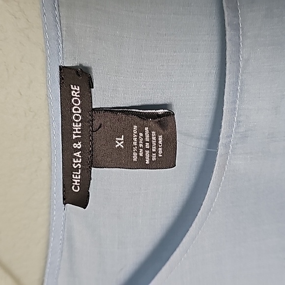 Chelsea & Theodore XL NWT blue tiered ruffle sleeve top - Picture 3 of 5